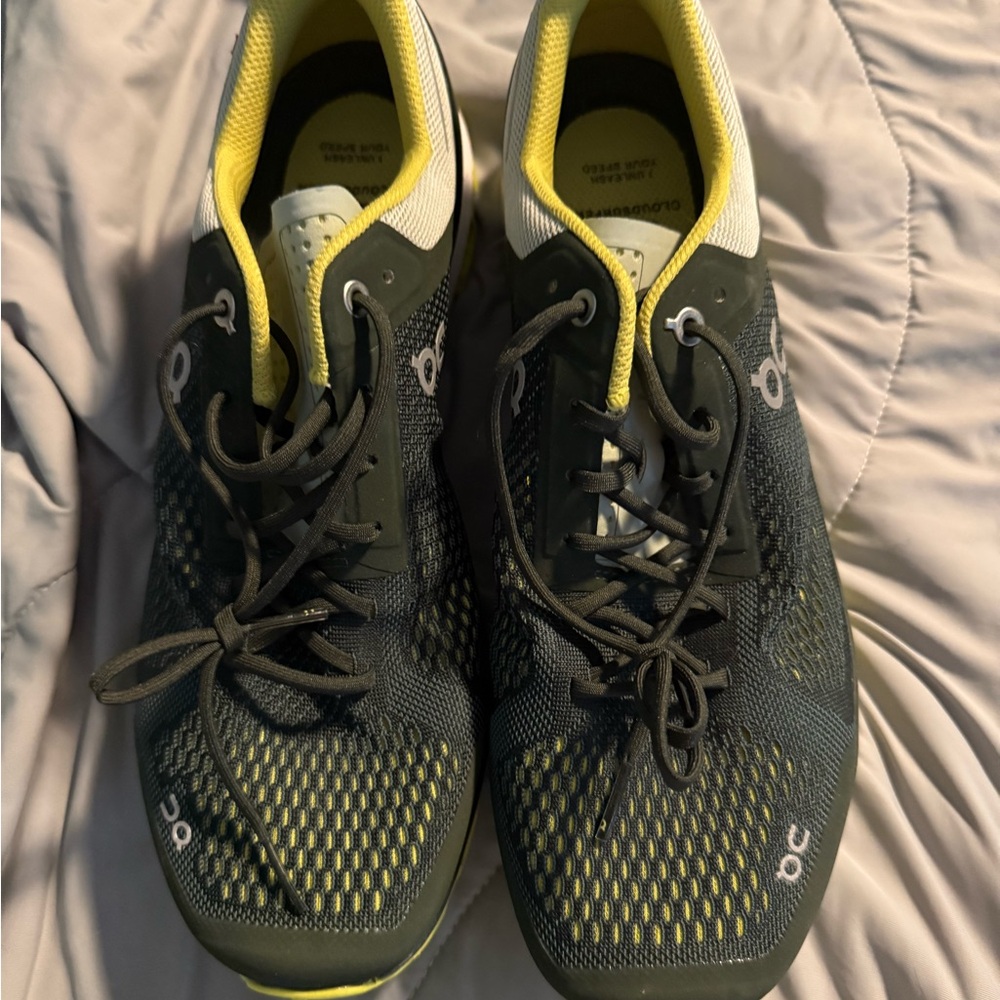 Never worn! On Running Green and Yellow Athletic Shoes Breathable Design